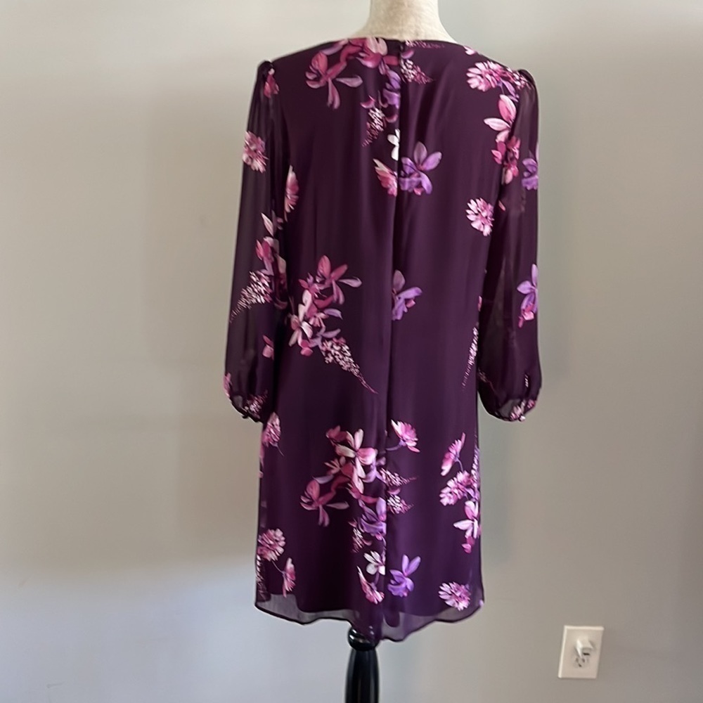 Calvin Klein size 12 flowy mid length dress perfect for a wedding. Light weight - Picture 5 of 6